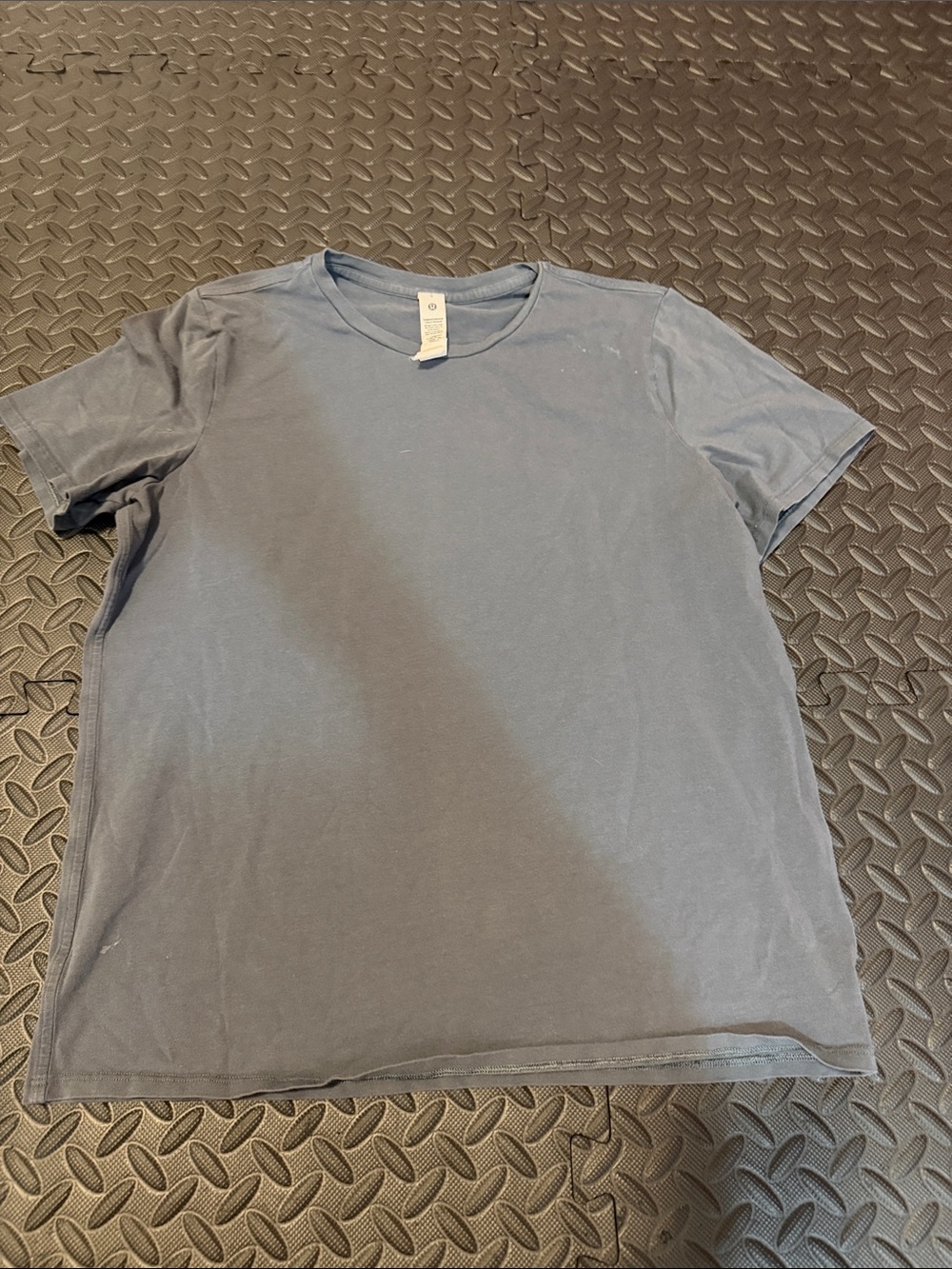 lululemon athletica Short Sleeve Crew in Faded Blue